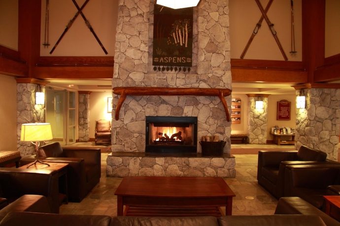 Imagen de los interiores del Hotel Aspens On Blackcomb. Foto 19