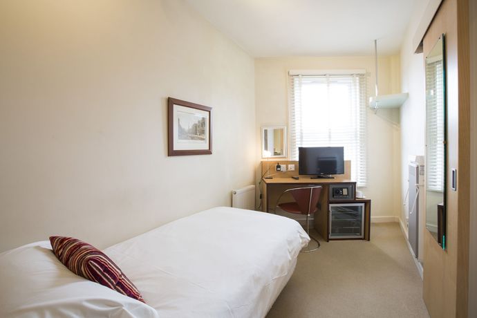 Imagen del bar/restaurante del Hotel Asperion. Foto 6