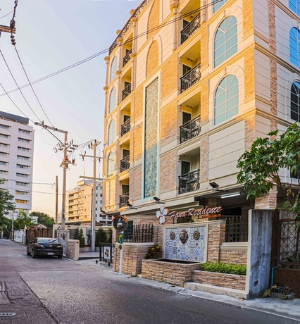 Imagen de los exteriores del Hotel Aspira Hana Executive Apartment Thonglor. Foto 16