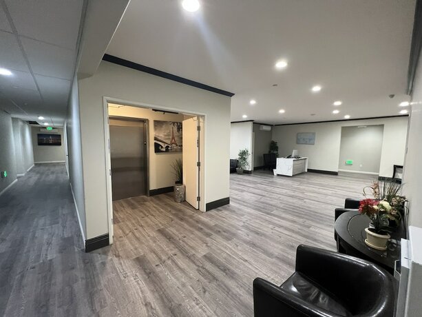 Imagen general del Hotel Aspire Inn and Suites Orange. Foto 9