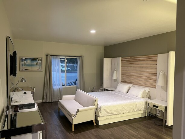Imagen de la habitación del Hotel Aspire Inn and Suites Orange. Foto 20