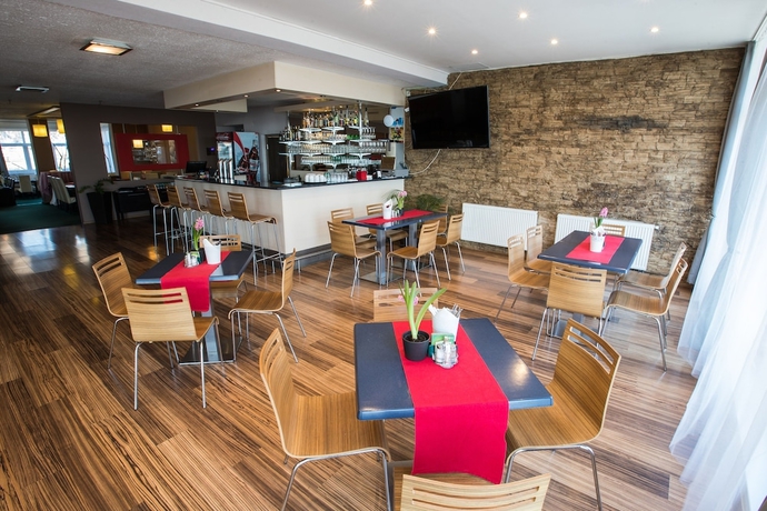 Imagen del bar/restaurante del Hotel A-sport. Foto 3