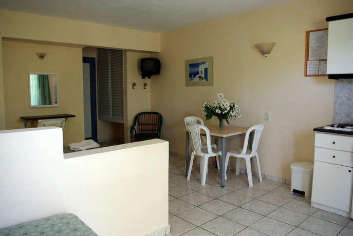 Imagen de los interiores del Hotel Aspro. Foto 7