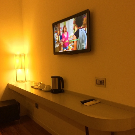 Imagen de la habitación del Hotel Aspromonte. Foto 12