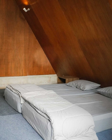 Imagen de la habitación del Hotel Asram Edupark. Foto 4