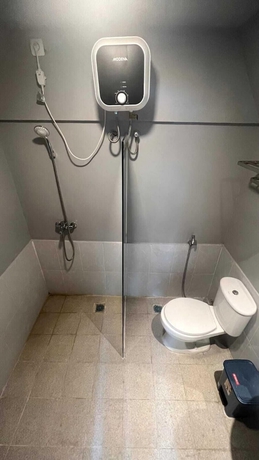 Imagen de la habitación del Hotel Asram Edupark. Foto 9