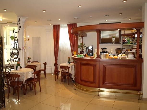 Imagen del bar/restaurante del Hotel Assambleya Nikitskaya. Foto 3