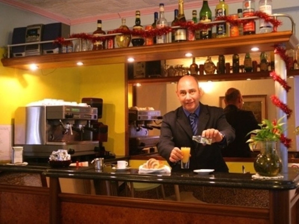 Imagen general del Hotel Assarotti. Foto 5