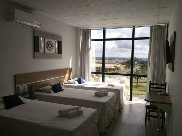 Imagen de la habitación del Hotel Assay Plaza. Foto 15