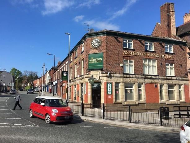 Imagen de los exteriores del Hotel Assheton Arms. Foto 16
