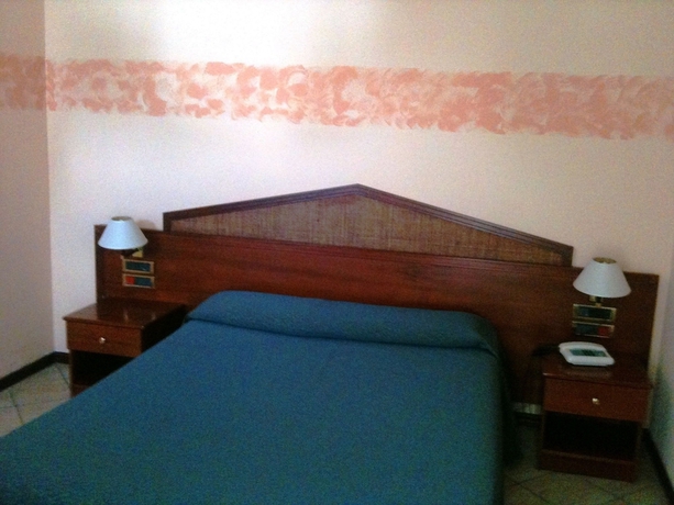 Imagen de la habitación del Hotel Assinos Palace. Foto 17