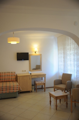 Imagen de los interiores del Hotel Assos Eden Beach. Foto 12