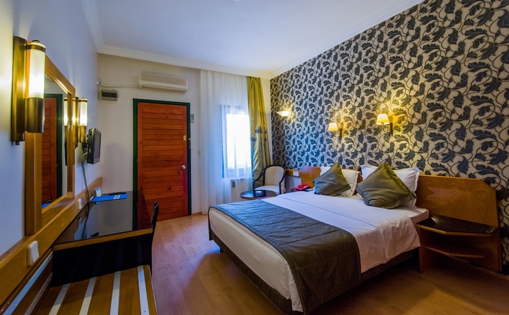 Imagen de la habitación del Hotel Assos Eden Gardens. Foto 2