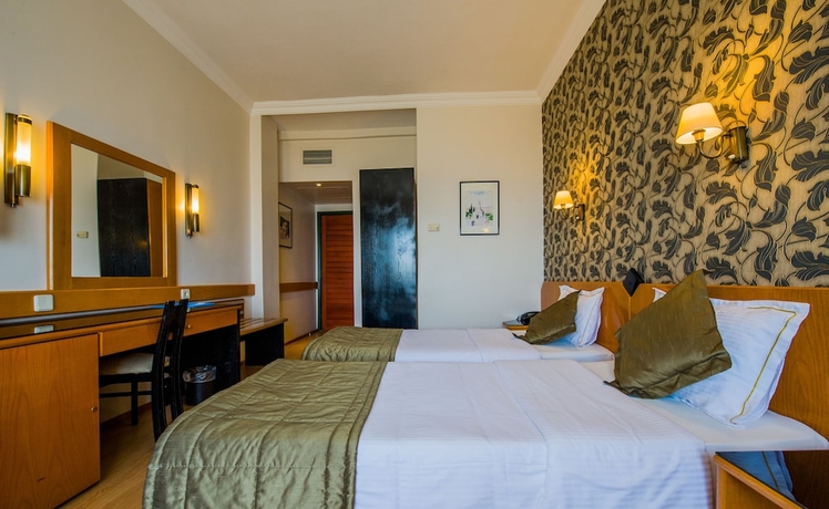 Imagen de la habitación del Hotel Assos Eden Gardens. Foto 8