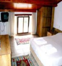 Imagen de la habitación del Hotel Assos Park. Foto 2