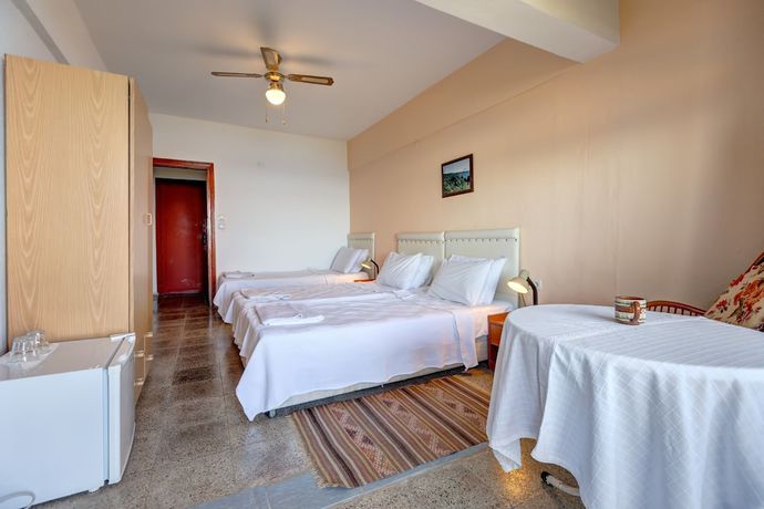 Imagen de la habitación del Hotel Assos Terrace. Foto 12