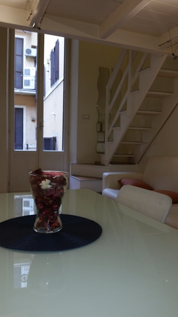 Imagen de los interiores del Hotel Assunta Domus. Foto 15