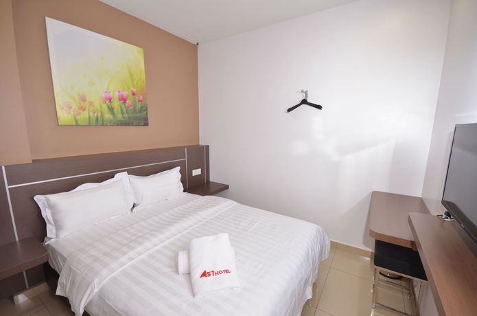 Imagen de la habitación del Hotel Ast. Foto 15