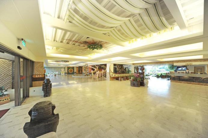 Imagen de los interiores del Hotel Astar Hotel. Foto 2