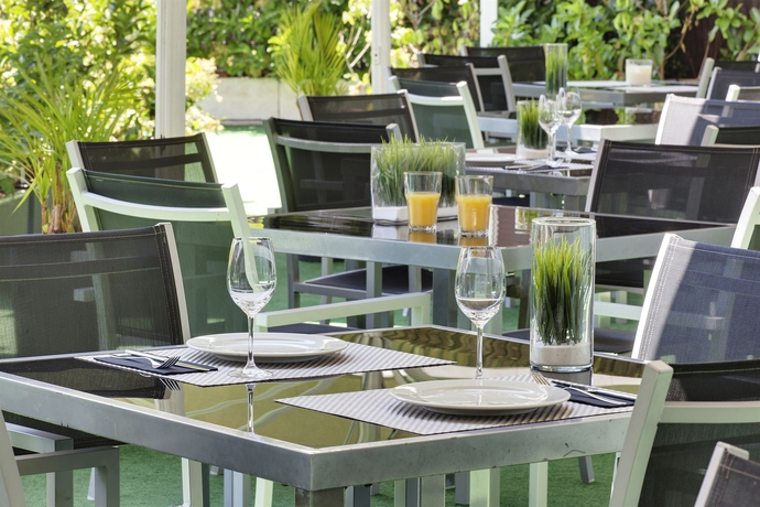 Imagen del bar/restaurante del Hotel Astari. Foto 6