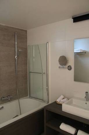 Imagen de la habitación del Hotel Astel. Foto 4