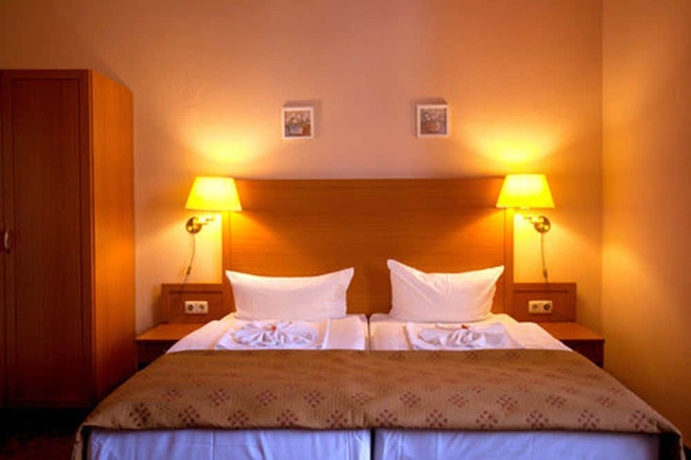 Imagen de la habitación del Hotel Aster, Charlottenburg. Foto 2