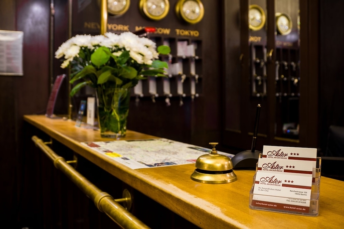 Imagen de los interiores del Hotel Aster, Charlottenburg. Foto 17