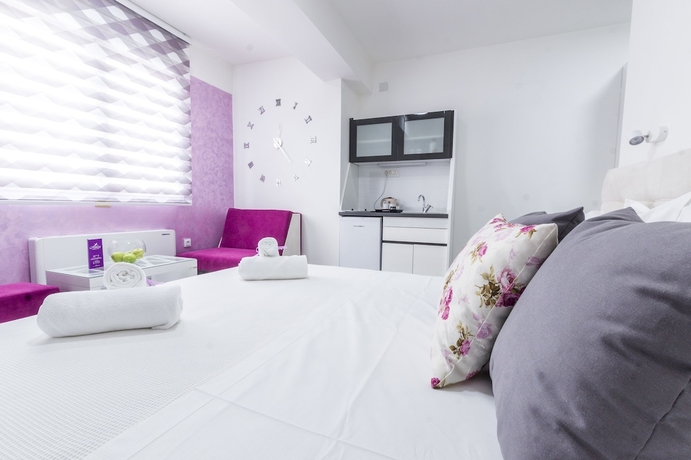 Imagen de la habitación del Hotel Astera Apart. Foto 9