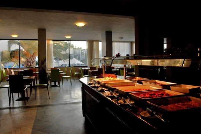 Imagen del bar/restaurante del Hotel Asteras Resort - All Inclusive. Foto 3