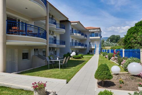 Imagen general del Hotel Asteras, Sarti. Foto 2
