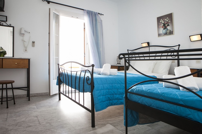 Imagen de la habitación del Hotel Asteri, Ornos. Foto 3