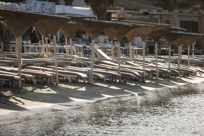 Imagen de los exteriores del Hotel Asteri, Ornos. Foto 12