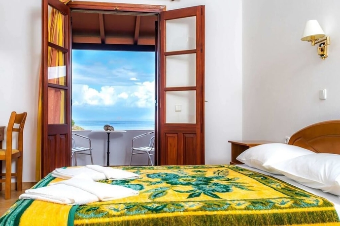 Imagen de la habitación del Hotel Asteri, Patmos. Foto 11