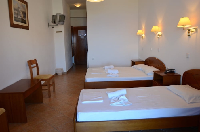 Imagen de la habitación del Hotel Asteri, Patmos. Foto 13