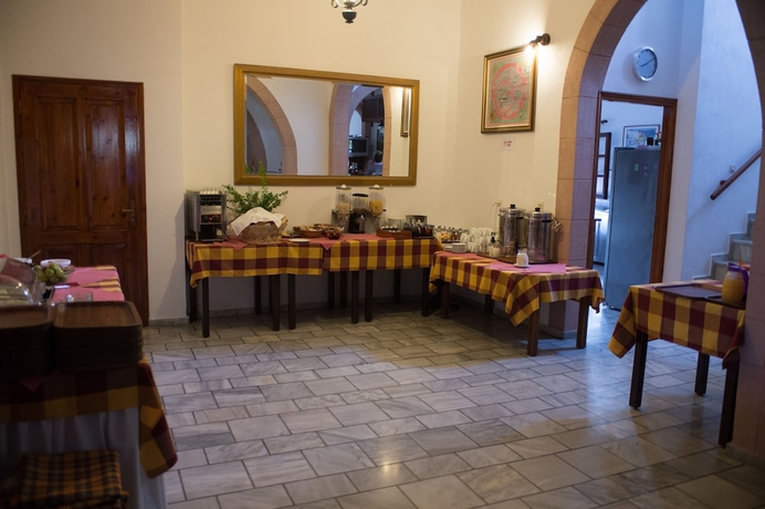 Imagen del bar/restaurante del Hotel Asteri, Patmos. Foto 5