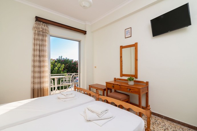 Imagen de la habitación del Hotel Asteria, Alikanas. Foto 4