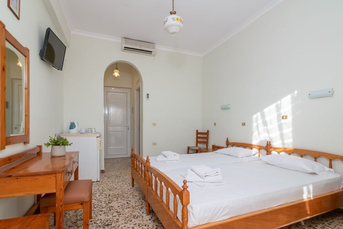 Imagen de la habitación del Hotel Asteria, Alikanas. Foto 5