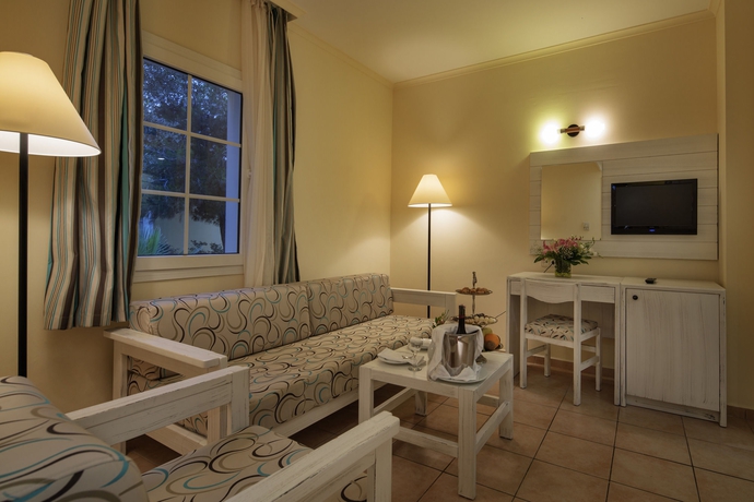 Imagen de la habitación del Hotel Asteria Family Resort Side. Foto 8