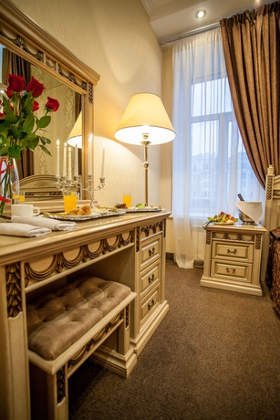 Imagen de la habitación del Hotel Asteria, San Petersburgo. Foto 3