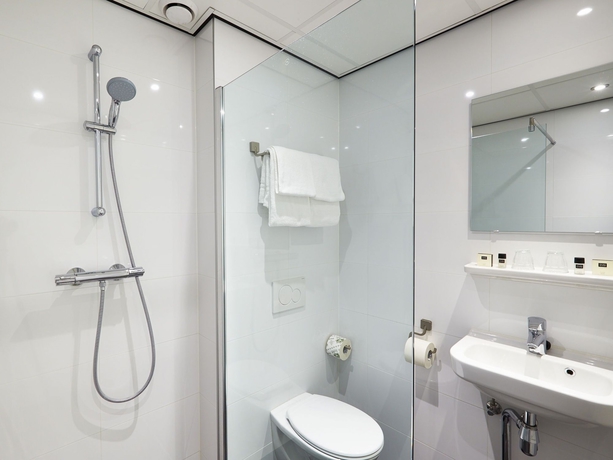 Imagen de la habitación del Hotel Asterisk Hotel. Foto 7