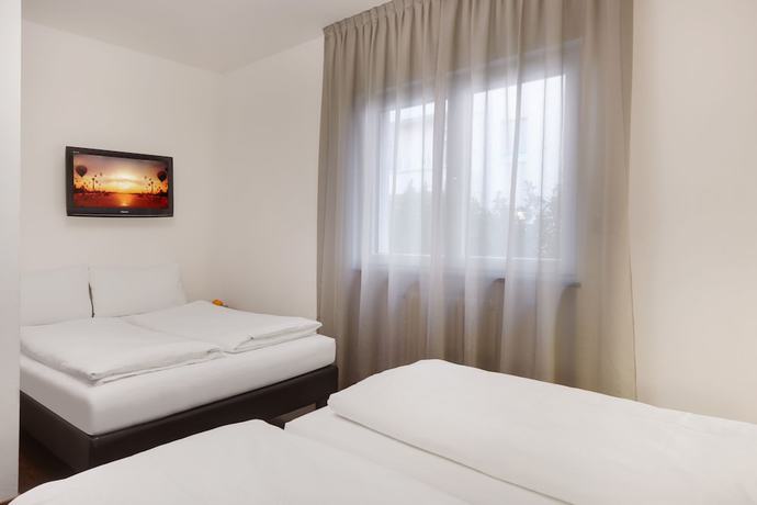 Imagen de la habitación del Hotel Asterix. Foto 3