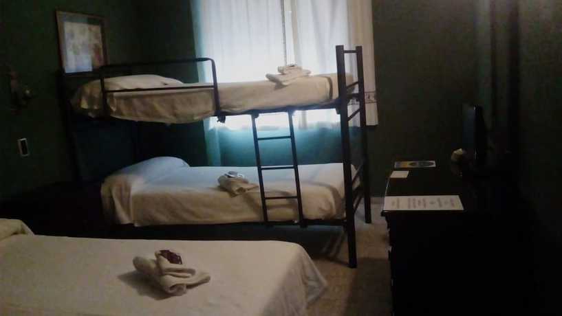 Imagen de la habitación del Hotel Astigi. Foto 16