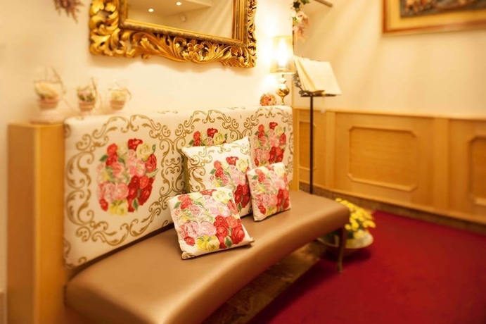 Imagen de los interiores del Hotel Astigiana. Foto 13