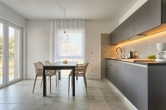 Imagen de la habitación del Hotel Astinian. Foto 19