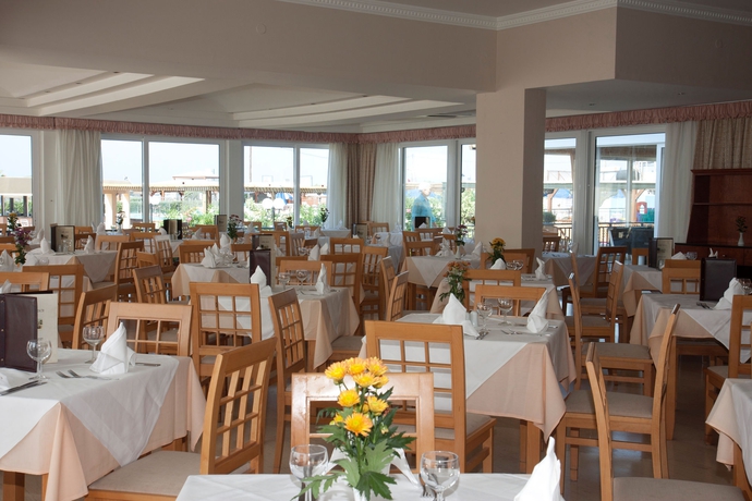 Imagen del bar/restaurante del Hotel Astir Beach, Gouves. Foto 3