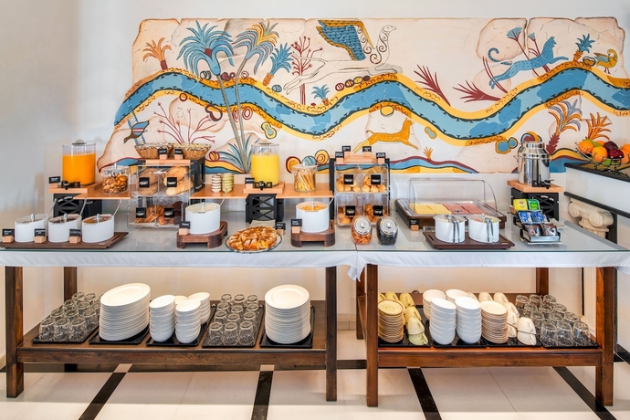 Imagen de los interiores del Hotel Astir Thira. Foto 18