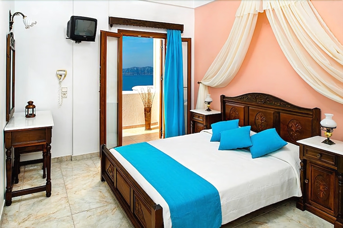 Imagen de la habitación del Hotel Astir Thira. Foto 14