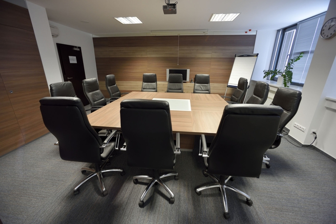 Imagen de los interiores del Hotel Aston Business. Foto 8