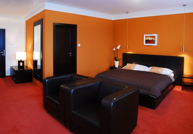 Imagen de la habitación del Hotel Aston Business. Foto 6