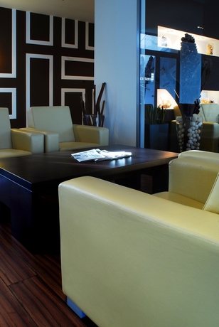 Imagen de los interiores del Hotel Aston Business. Foto 12